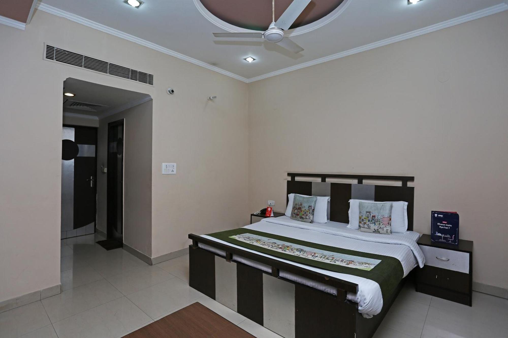 Hotel O Mukut Regency Ghaziabad Buitenkant foto