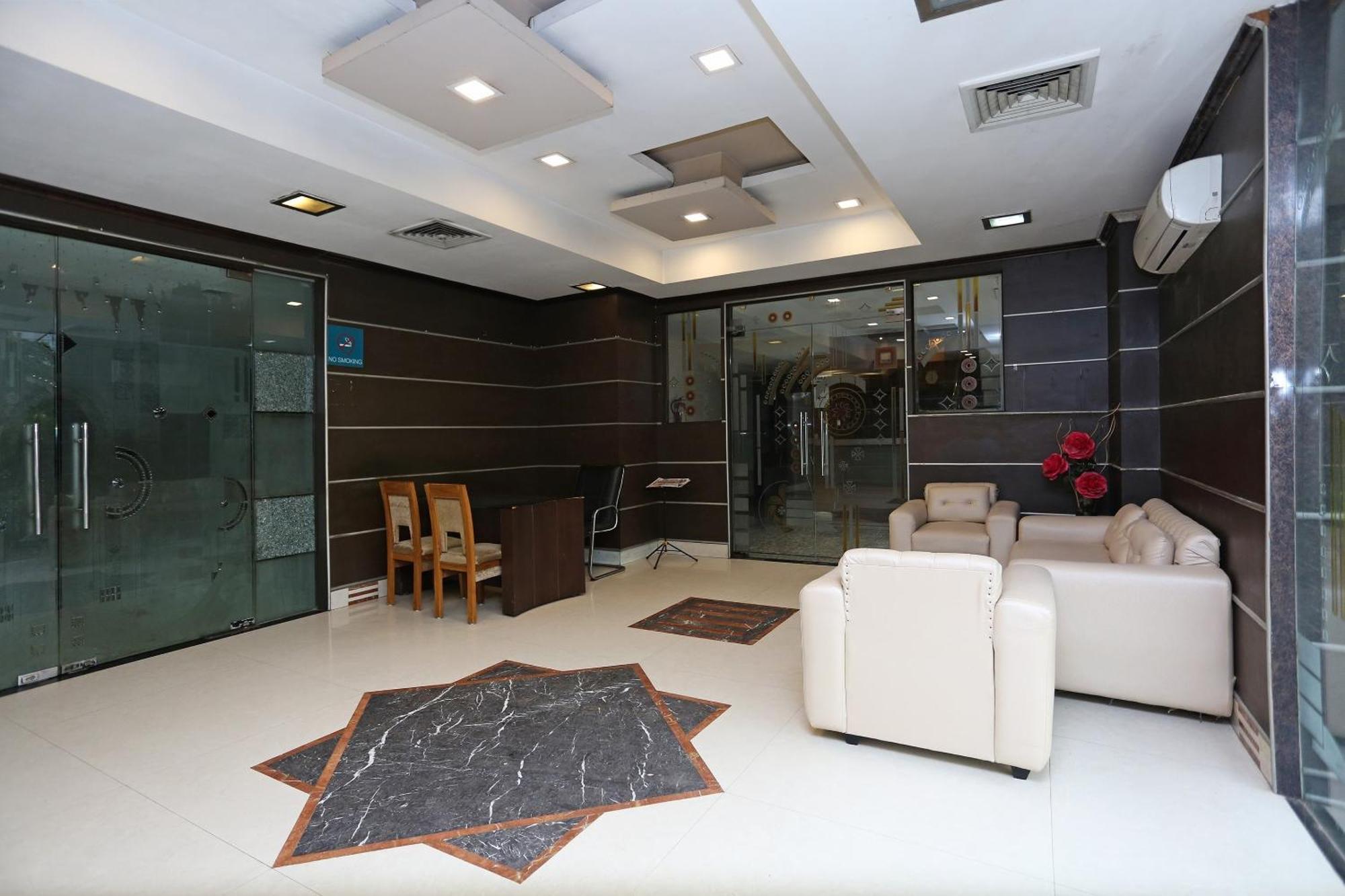 Hotel O Mukut Regency Ghaziabad Buitenkant foto